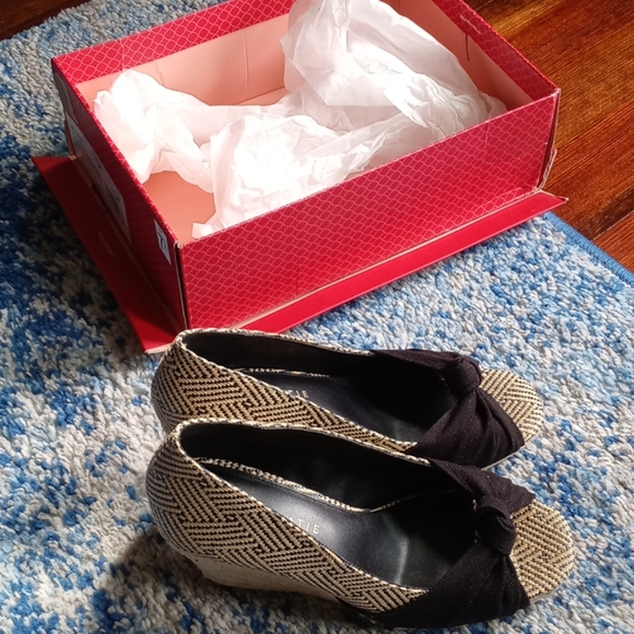 Kelly & Katie Ivala Espadrilles, size 7.5 NEW - Picture 4 of 8